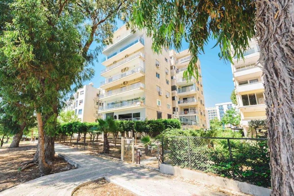 Apartamento Myria Court Limassol Exterior foto
